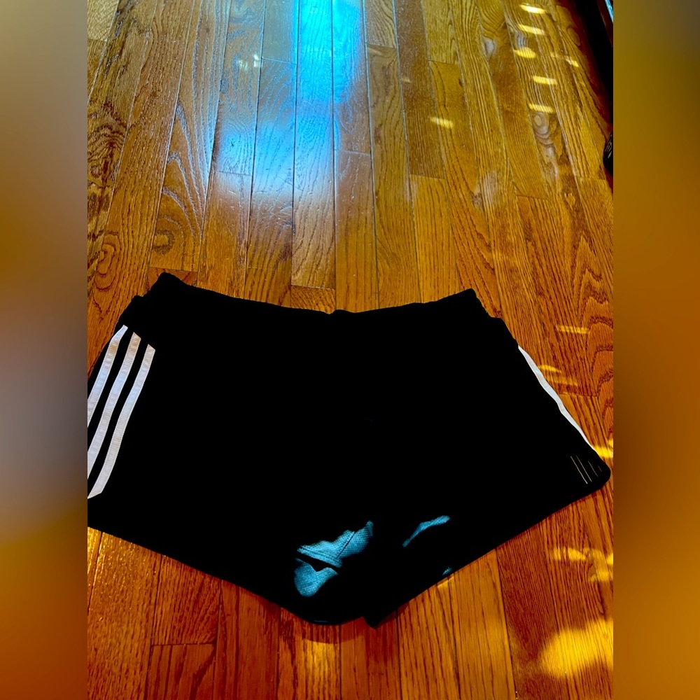 Adidas women 3 stripes shorts, size: XL